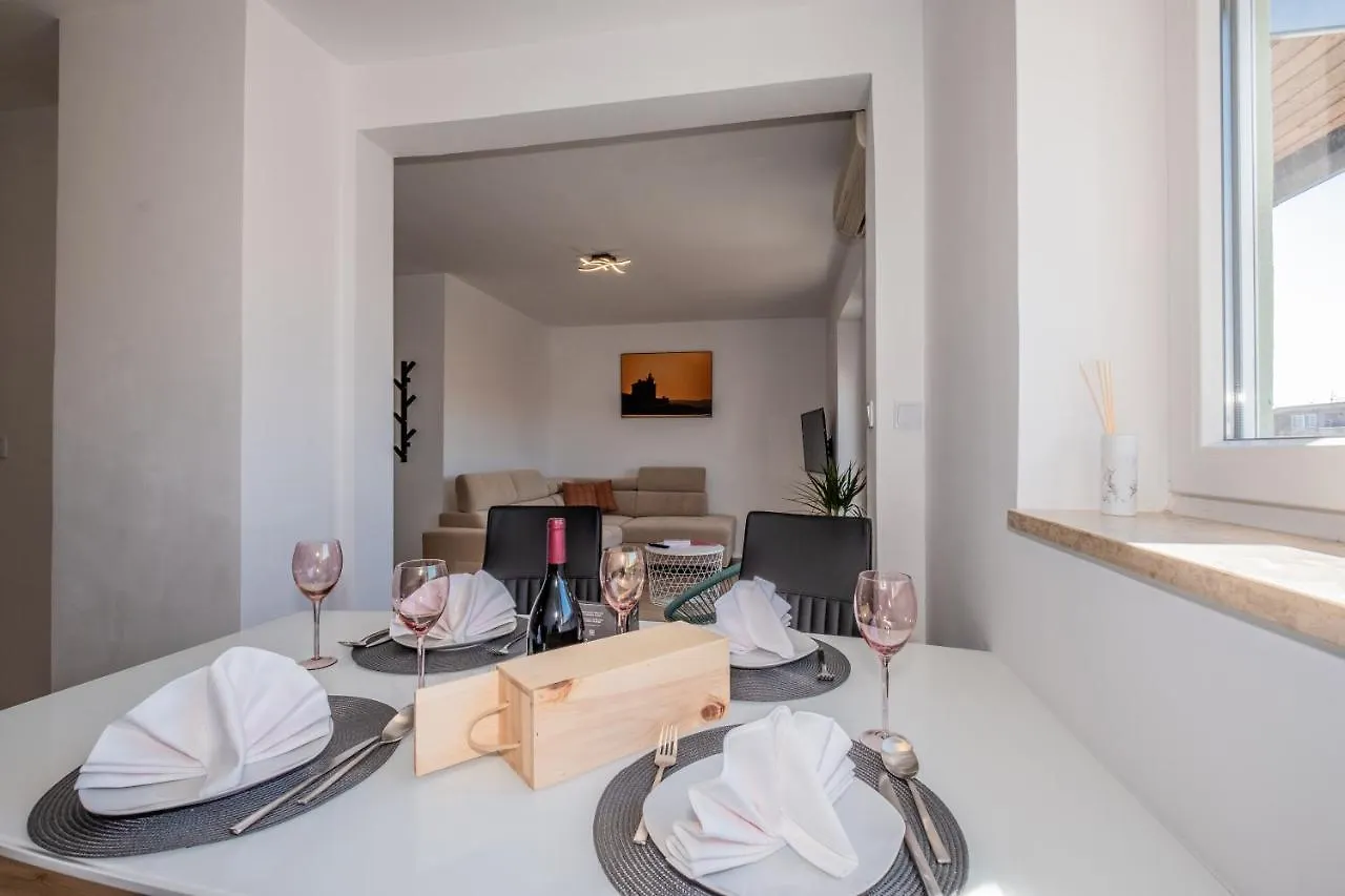 Appartamento Second Home Pola